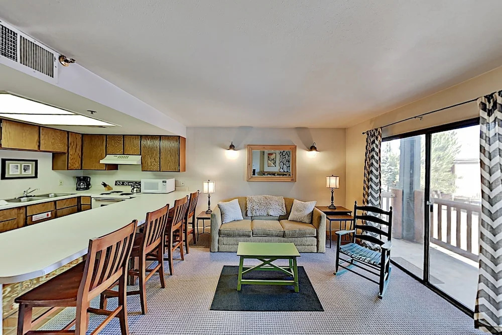Powder Pointe W/ Hot Tub - Walk To Lifts! 1 Bedroom Condo