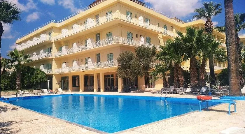 Nireus Hotel