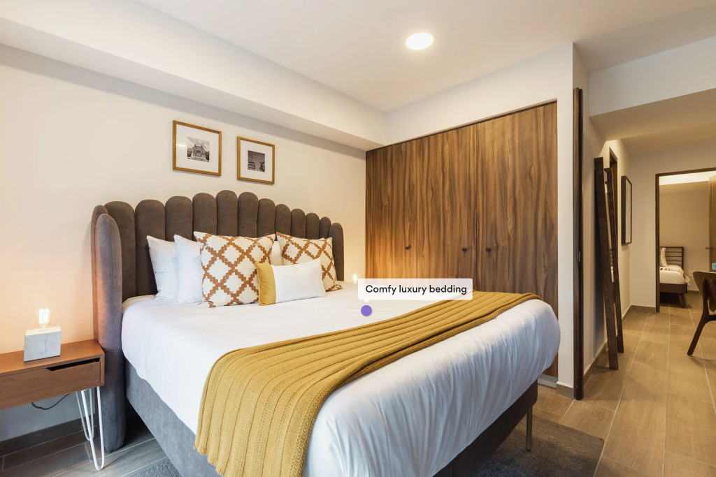 Casai Roma 2 BR Modern Oasis