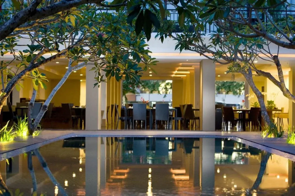 Hotel Santika Kuta