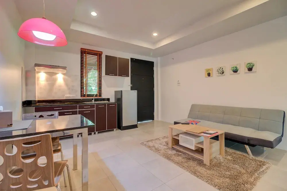 Baan Rawee Villas