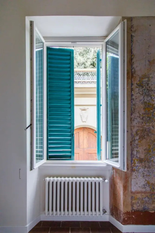 EE Florence Luxury Apartments