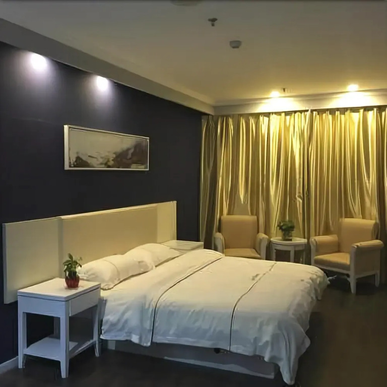 Jinrun Yangguang Apartment Hotel