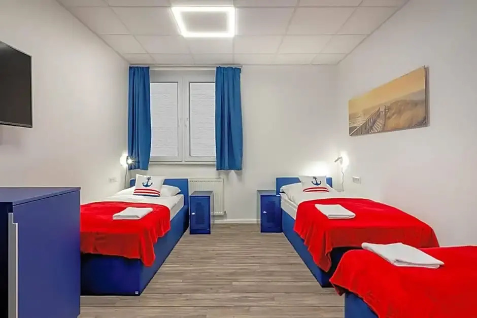 Koje Hostel