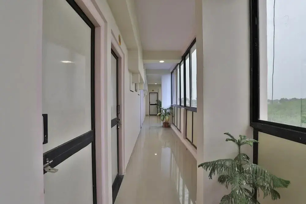 Hotel O D K Guest House