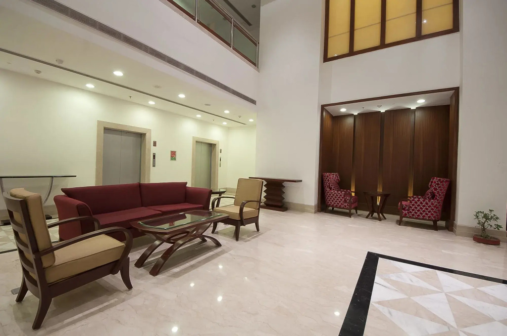 The Golden Plaza Hotel