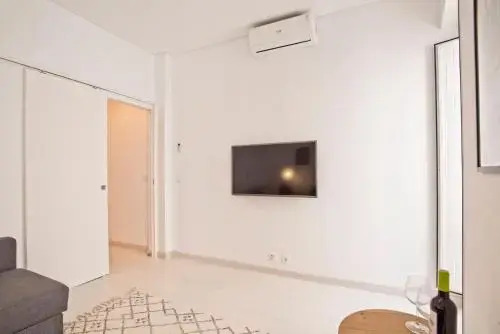 BmyGuest - Bica River View Apartments