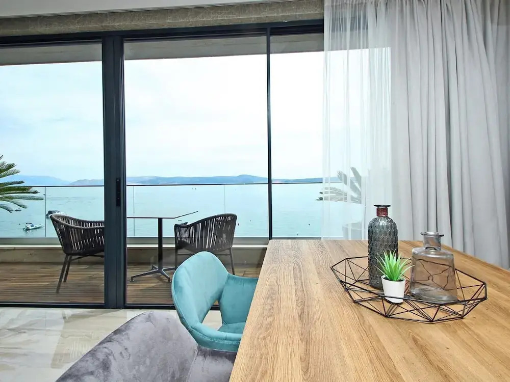 Apartment for 4 Persons with a Private Pool And Sea View in Crikvenica