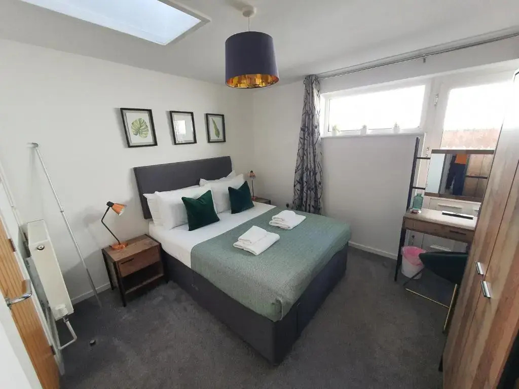 North Cambridge Guesthouse- Paymn Club