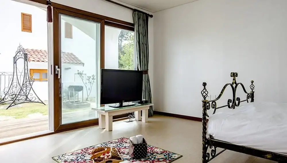 Orange Tree House
