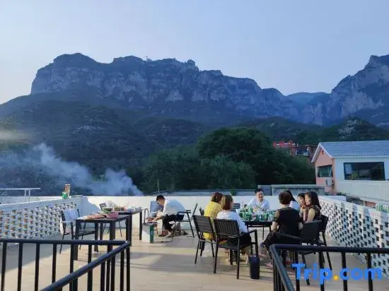 Qieman · Huanshan Viewing Life Boutique Hotel (Yuntai Mountain Anshang Service Area Branch)