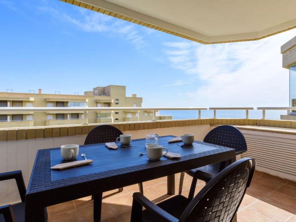 Cala Blanca 1. LINEA - Holiday Resort