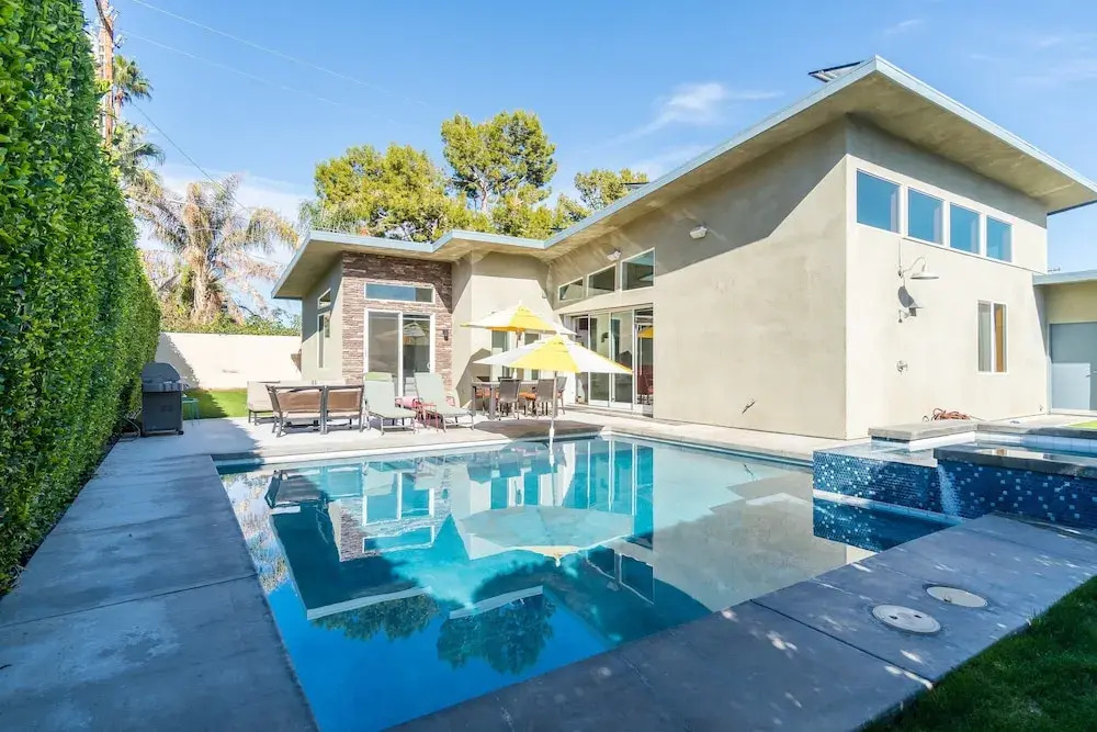 California Home 747 3 Bedrooms 3 Bathrooms Home