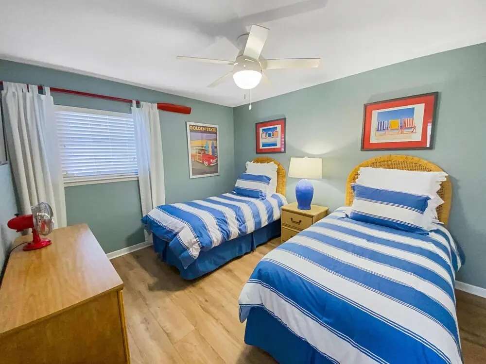 Tradewinds Condominium #24 by Destin Getaways