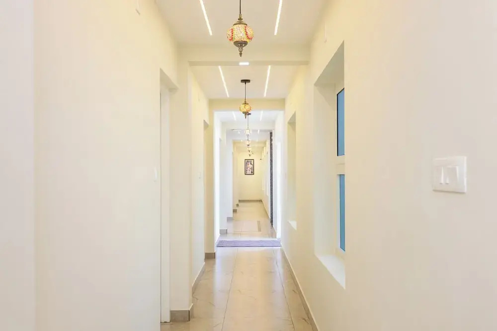 ESAA Airport Hotel
