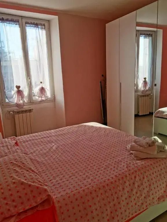 2 bedrooms appartement with sea view and wifi at Genova 4 km away from the beach