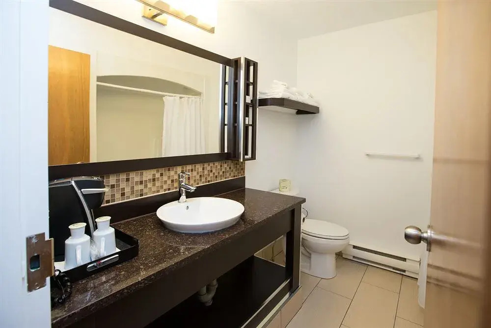 Hotel V