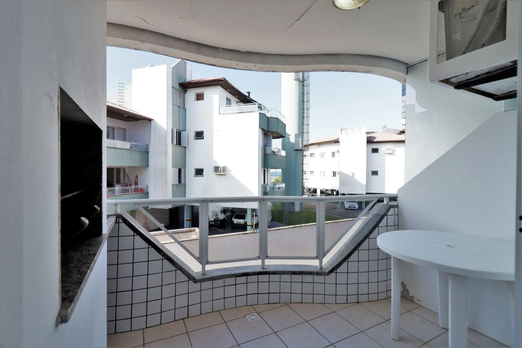 Apartamento Para 6 Pessoas Com 2 Banheiros   Hb45f