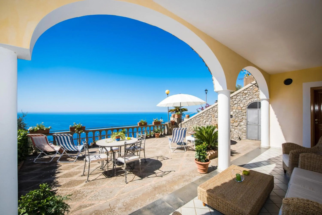 De Vivo Realty - Villa Savina Positano