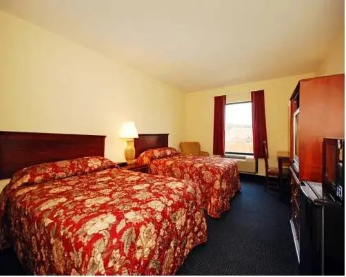 Amelia Inn & Suites