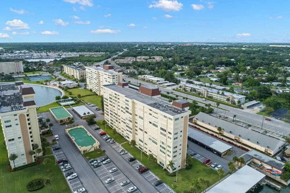 Washington Towers 109