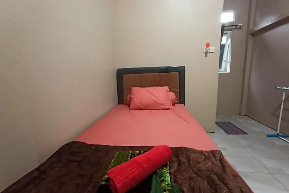 SPOT ON 3525 Penginapan Magnolia Syariah