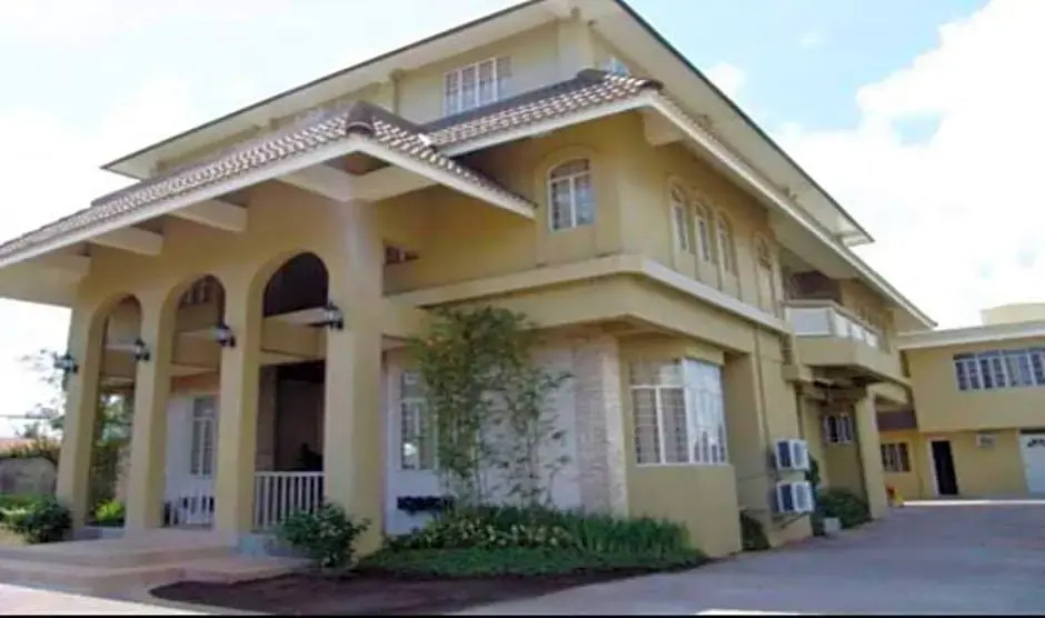 Citi Garden Suites