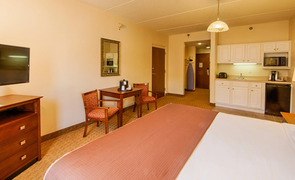 Landmark Inn Fort Liberty