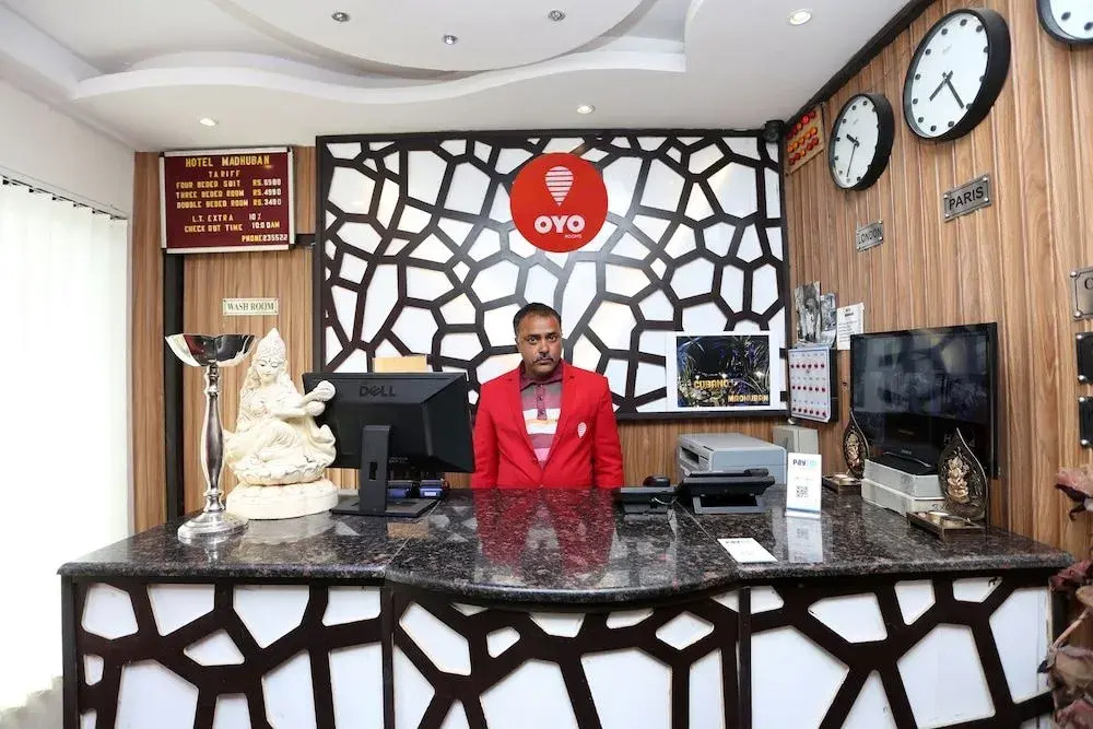 OYO 8077 Hotel Madhuban