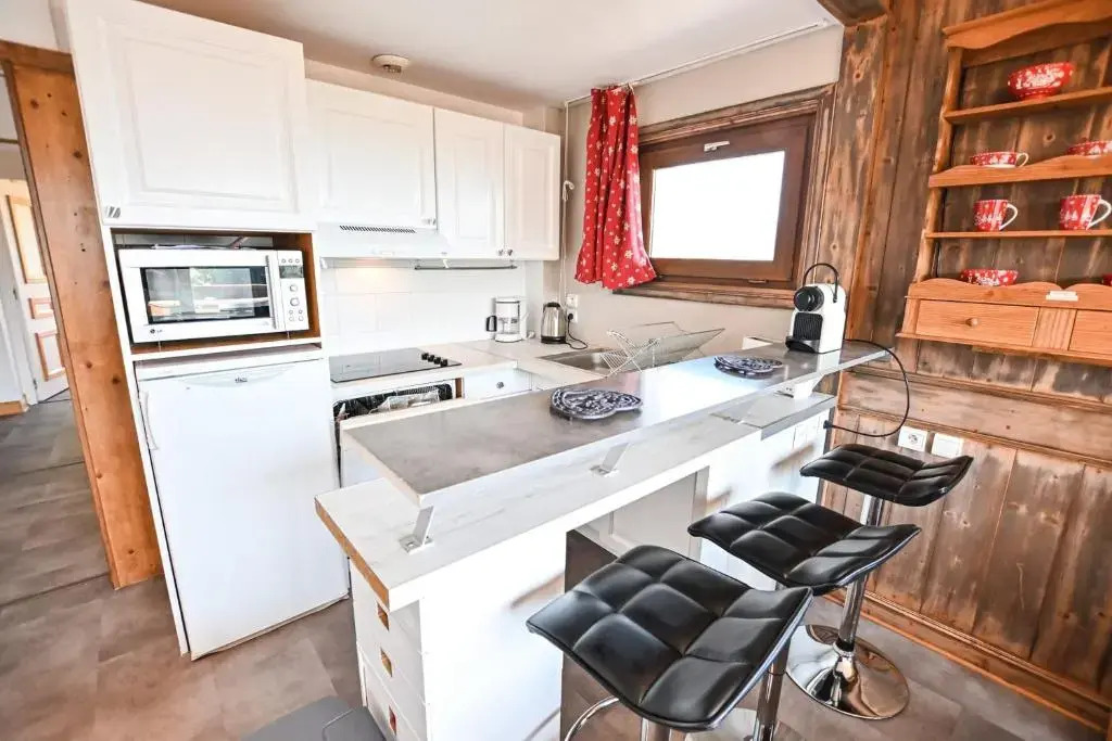 Warm Family Apartment