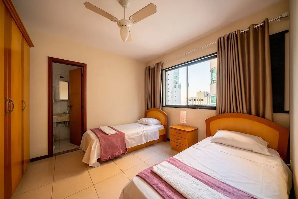 Sea View Apartm. 130m From the Beach in BC Esa901