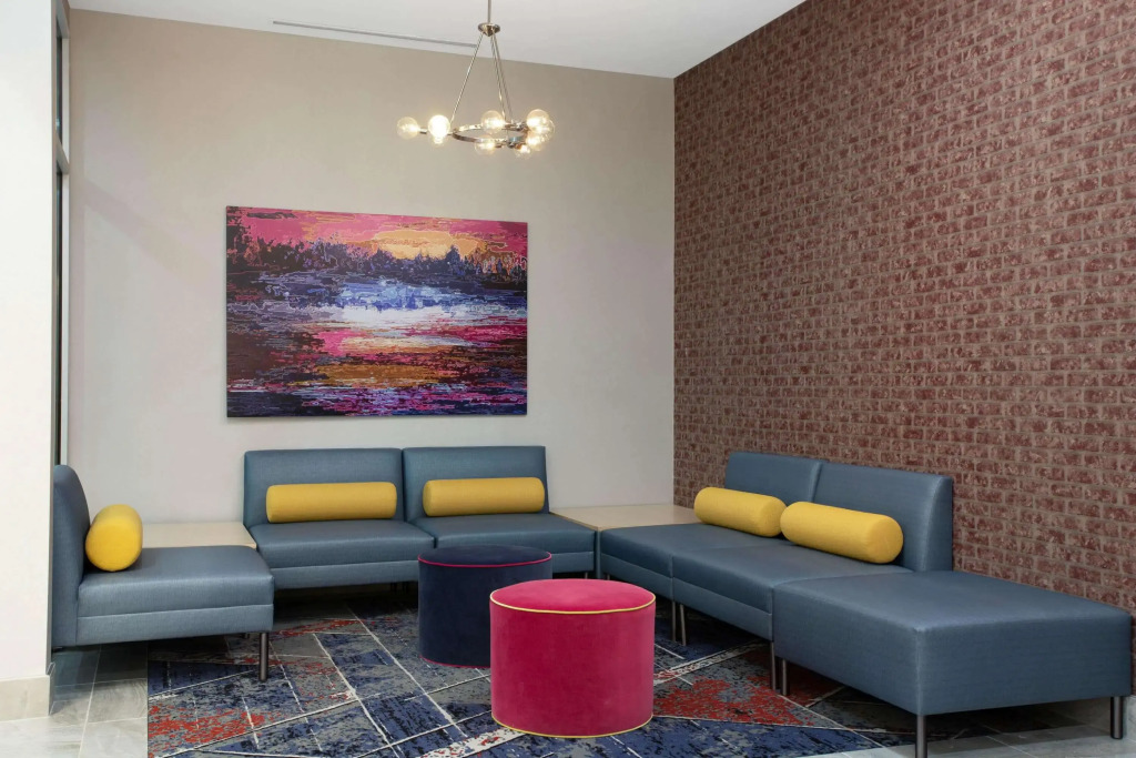 La Quinta Inn & Suites by Wyndham Manassas, VA- Dulles Airport