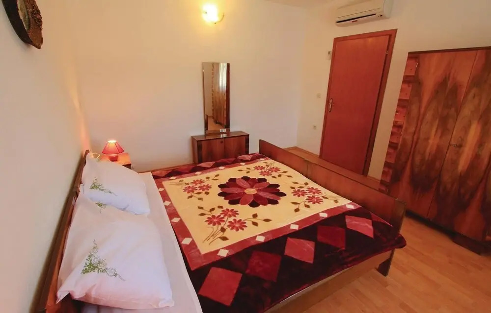 Nice Home in Pula With 4 Bedrooms, Wifi and Outdoor Swimming Pool