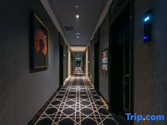 ROYGEM Hotel (Huangxing South Rd Pedestrian Street, Wuyi Square Metro Station, Changsha)
