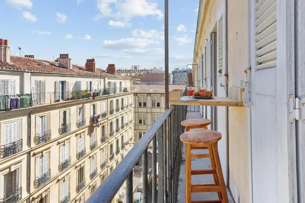 Beautiful flat with balcony in downtown Marseille - Welkeys