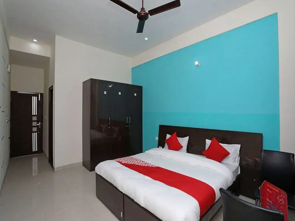 Hotel O The Star Guest House