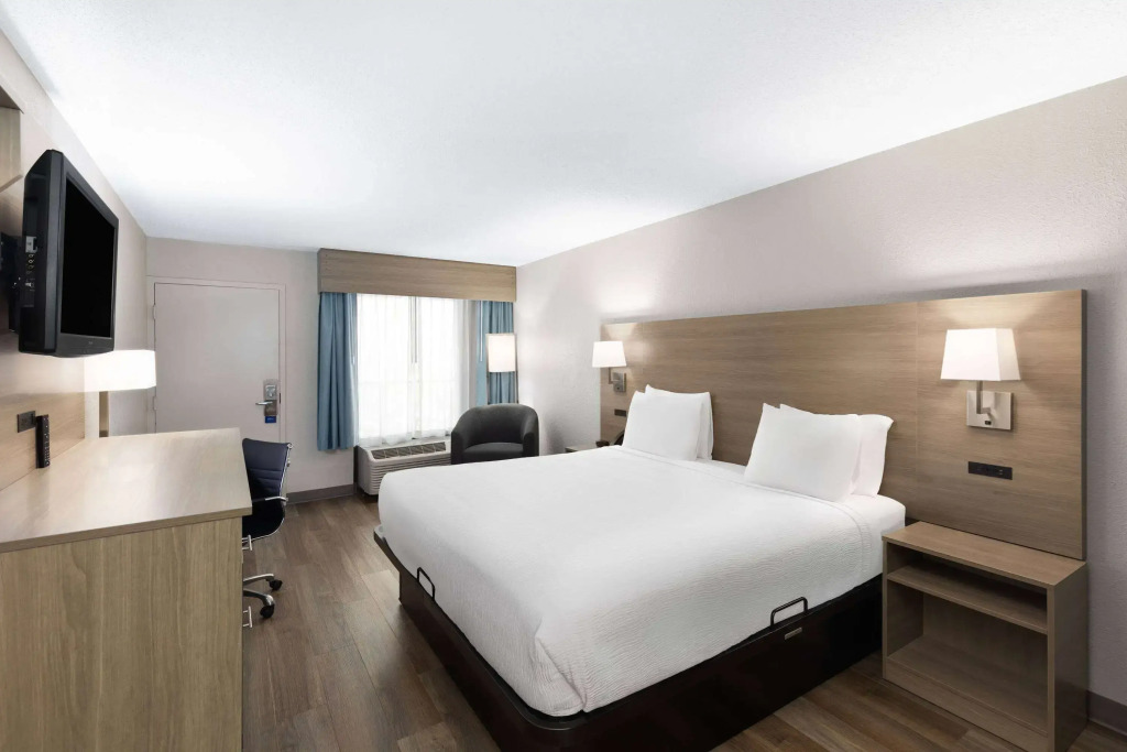 Baymont by Wyndham Nashville Airport