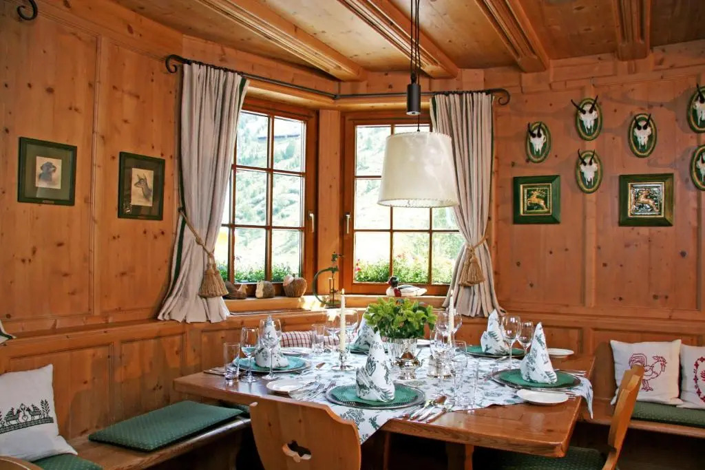 Hotel Enzian & Apartmenthotel Johannes
