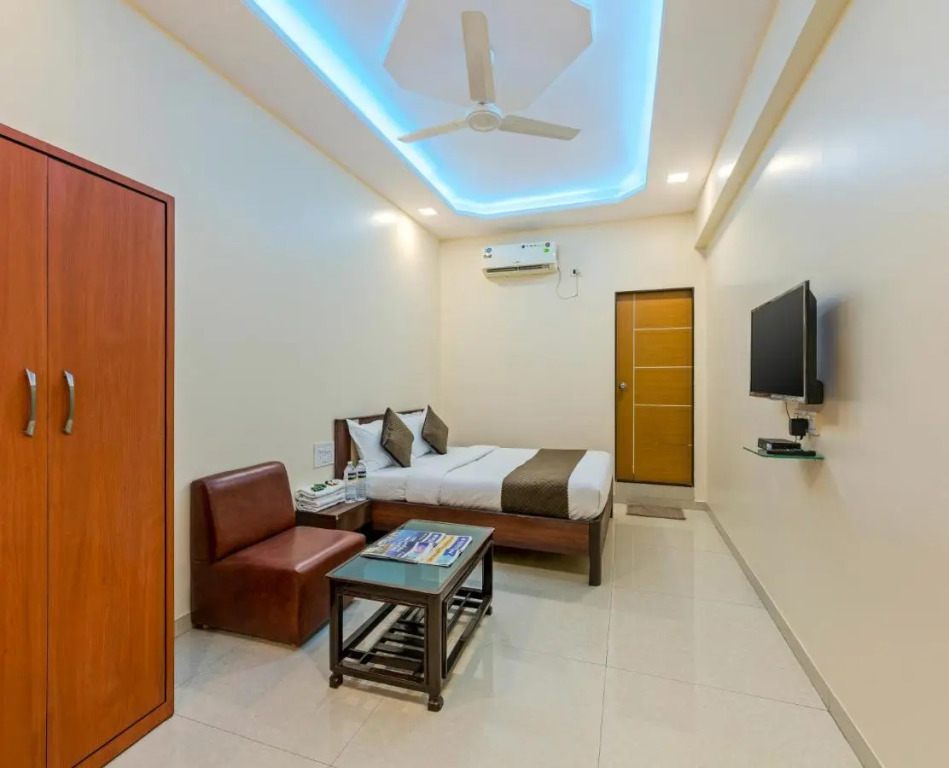 The Solapur Inn Hotel