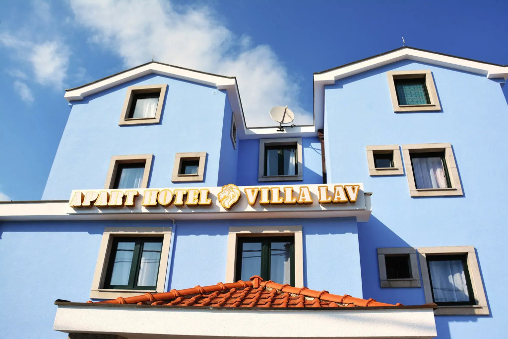 Apart-hotel Villa Lav