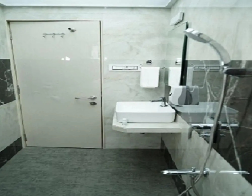 Hotel Naaz Executive