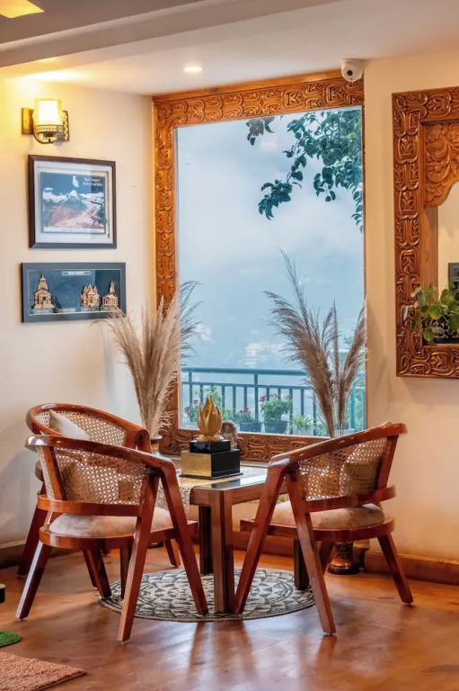 Yecha House - Mountain & Lake View Retreat, Bhimtal