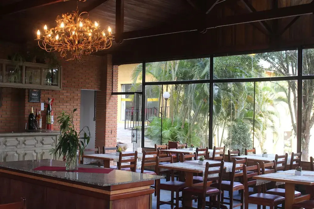 Paradies Hotel Express