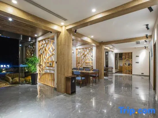 Huyuan Qigu Homestay