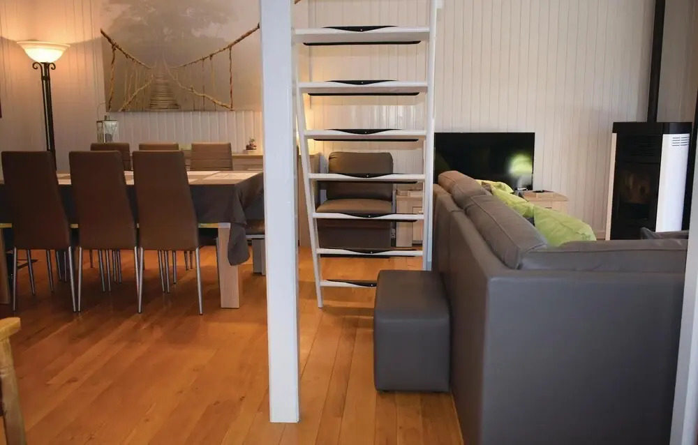 Amazing Home in Somme-leuze With 3 Bedrooms