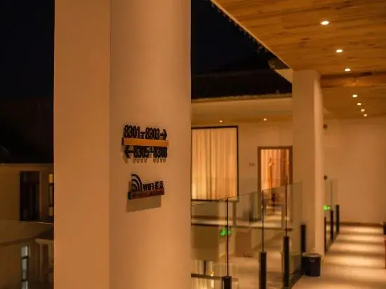 Dali Erhai Lake · Lake Residence Time Seaview Inn