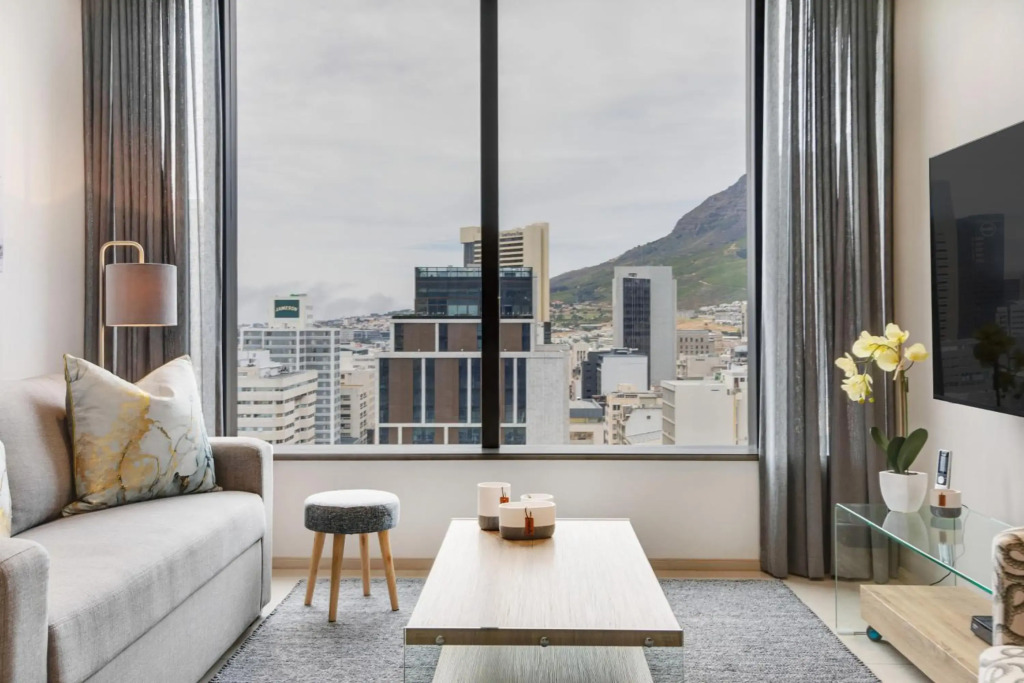De Waterkant Mountain View Apartment