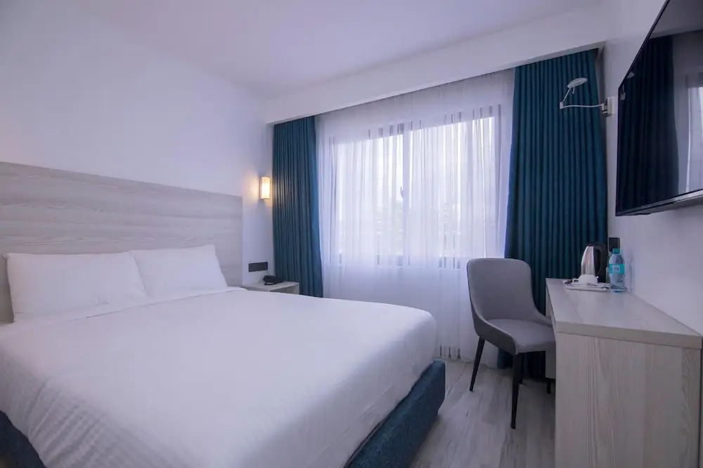 Symphony Hotel
