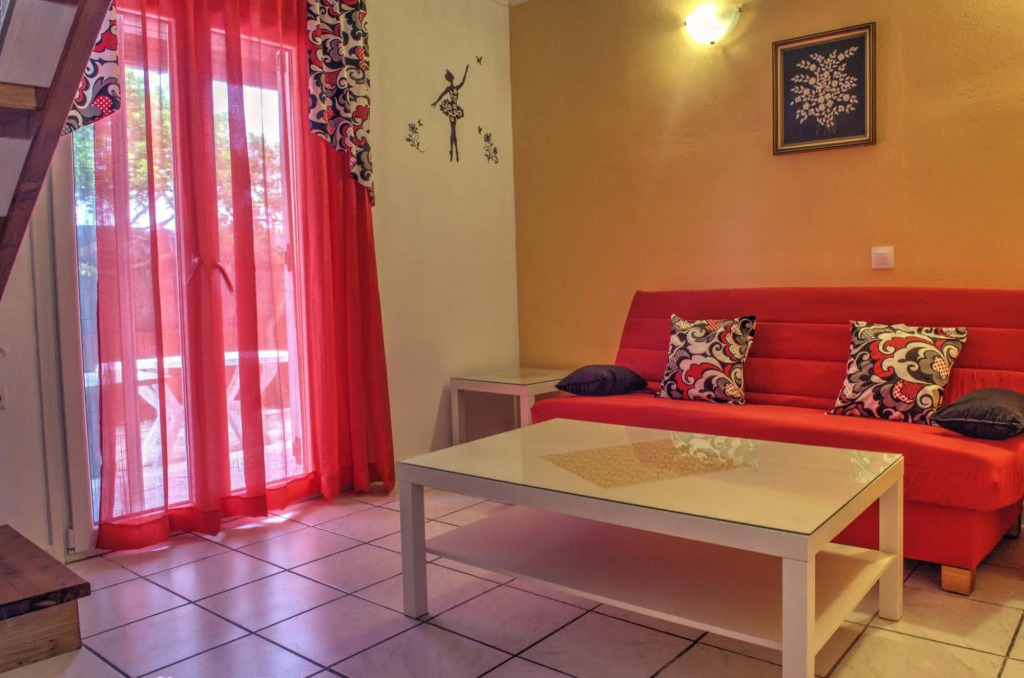 Villa Eleni Holidays Resort - with Pool near the Beach