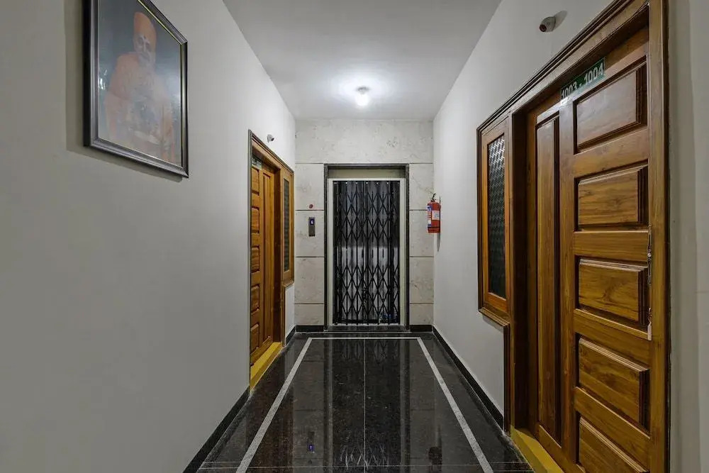 OYO 16469 Pramukh Hotels